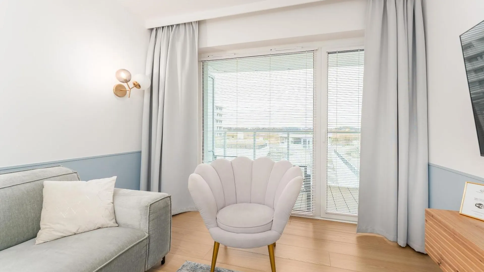 Polanki Aqua Industrial Nielimitowany Dostep Do Basenow - Saun - Miejsce Postojowe Free Apartment Kolobrzeg