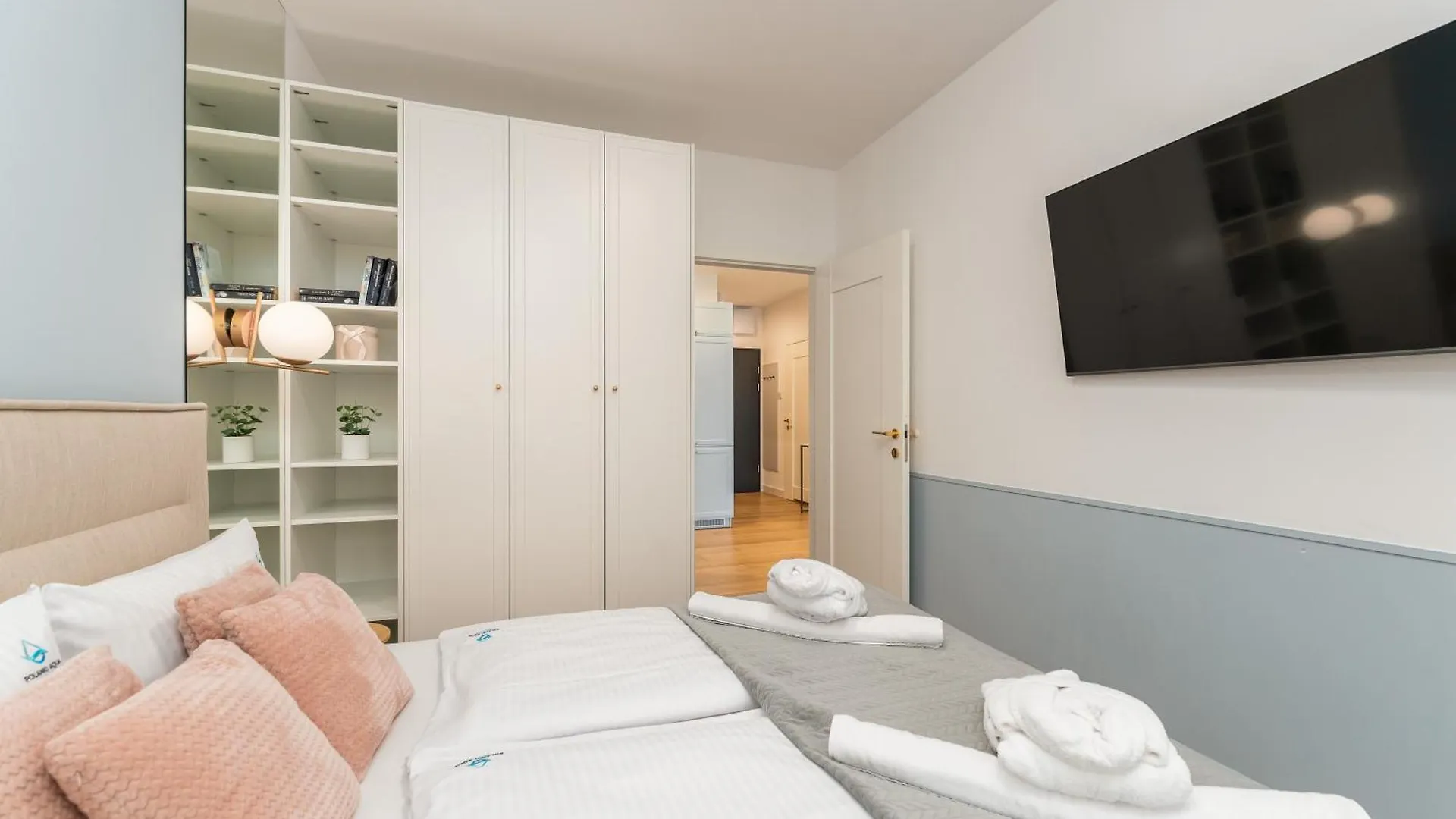 Polanki Aqua Industrial Nielimitowany Dostep Do Basenow - Saun - Miejsce Postojowe Free Apartment Kolobrzeg 0*,